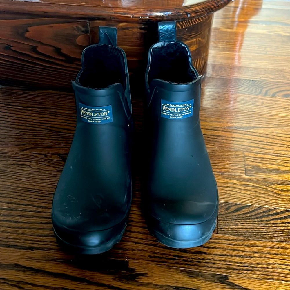 Pendleton Fur Lined Chelsea Rain Boots